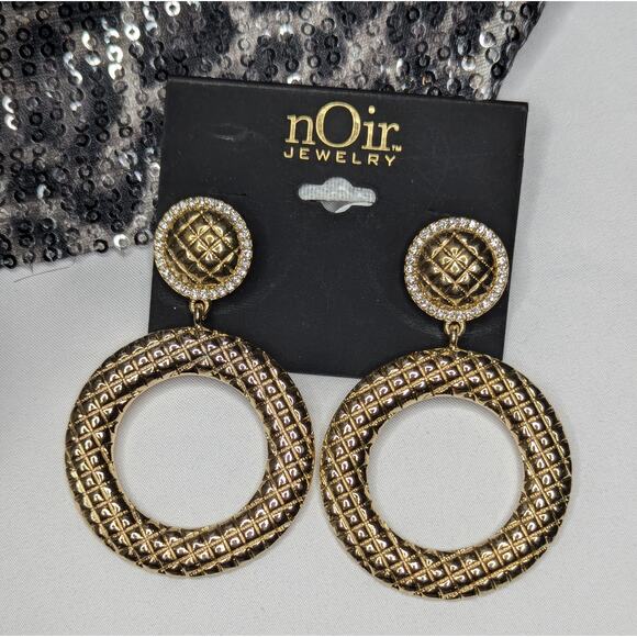 nOir Gold Tone Metal Textured Hoop Earrings - Picture 3 of 5